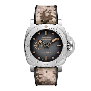 Vertical Submersible QuarantaQuattro Navy SEALs 44mm