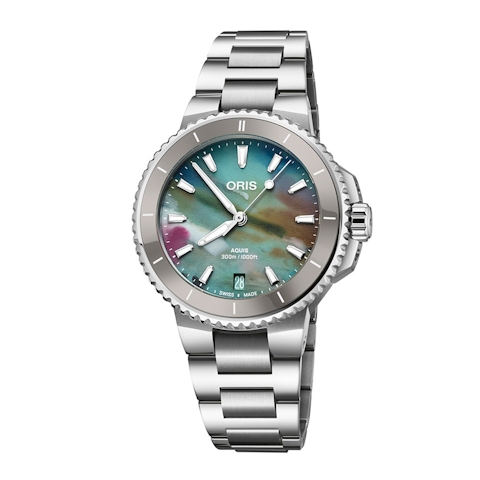 Vertical Aquis Date Upcycle