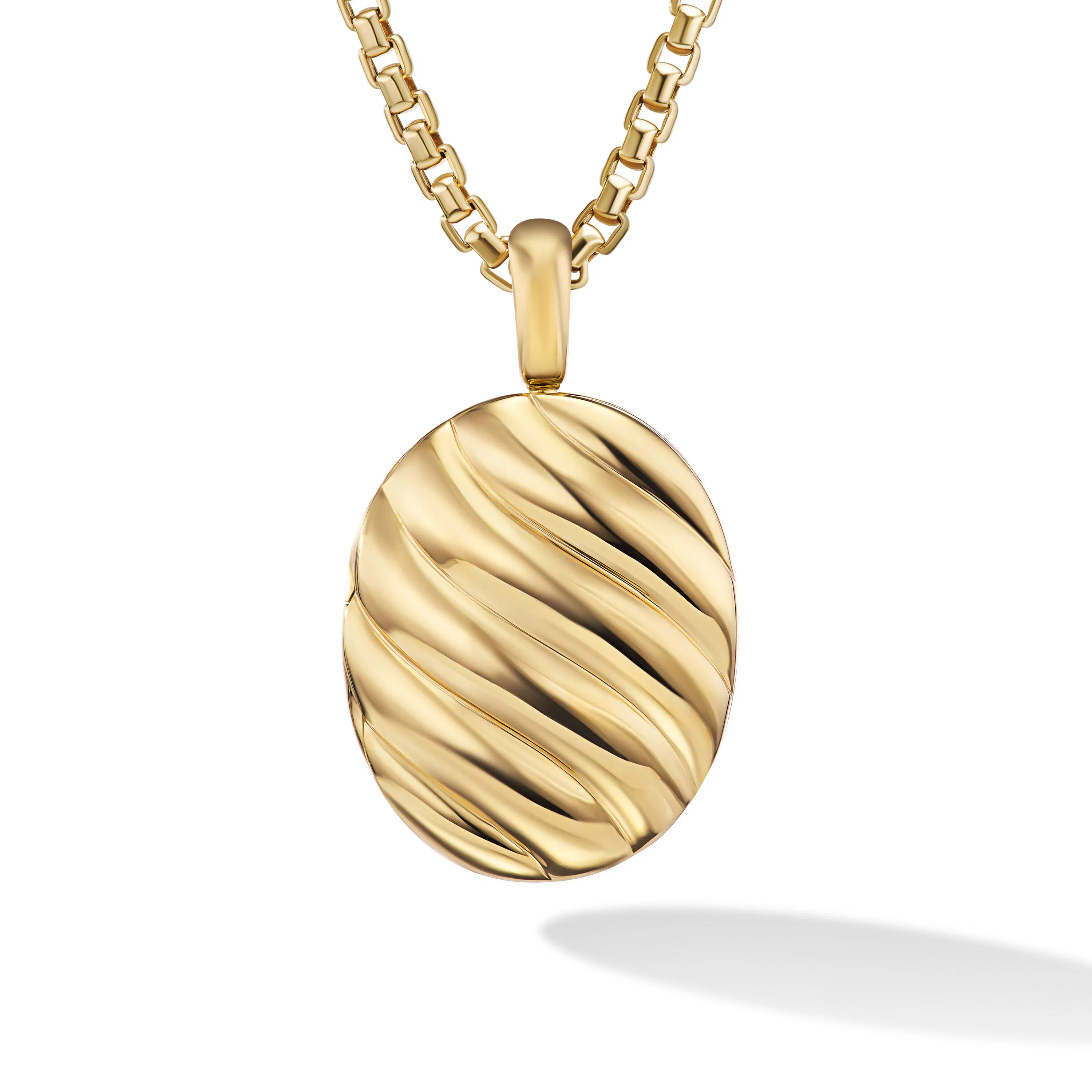 Vertical Sculpted Cable Locket in 18K Yellow Gold, 32mm